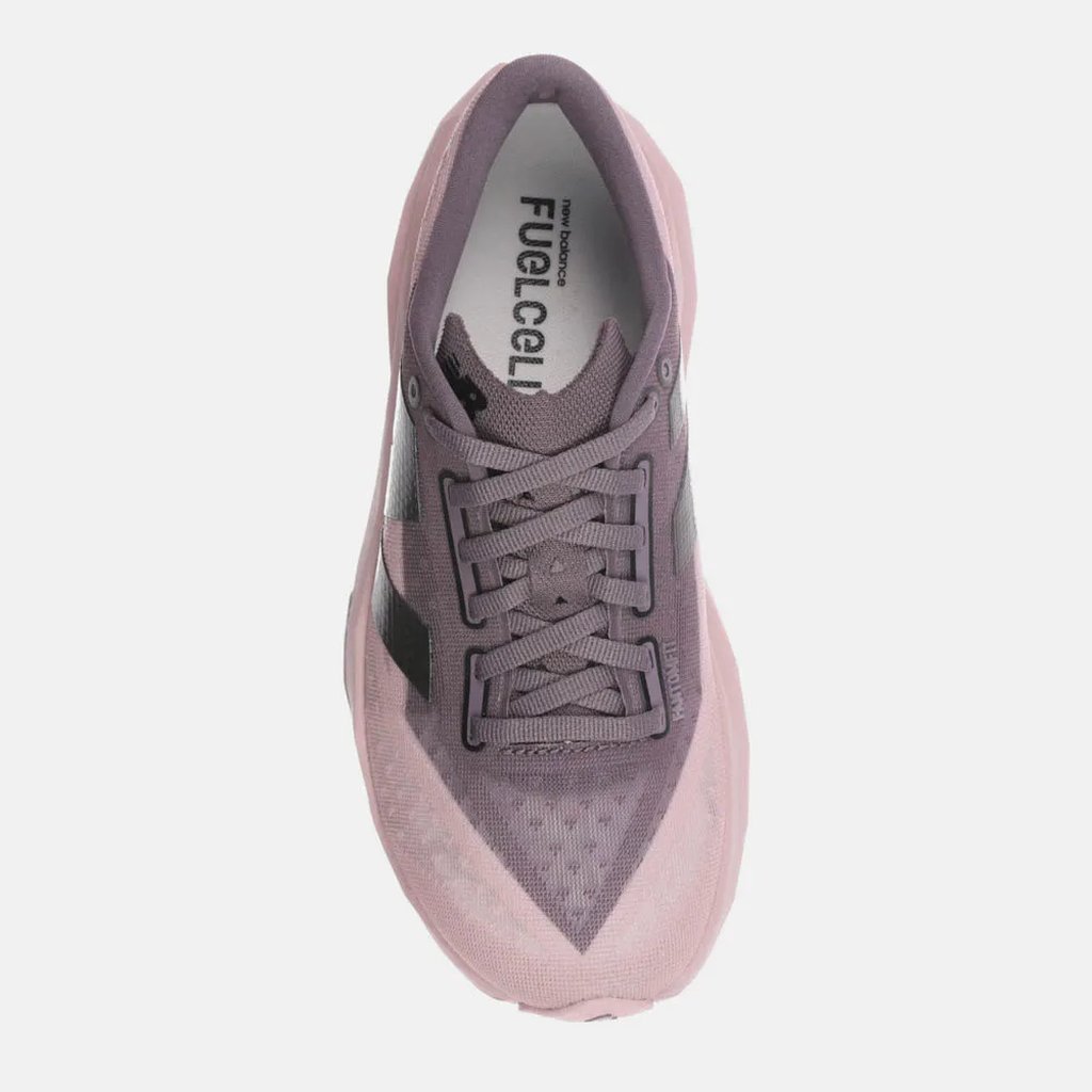 Tênis New Balance Feminino FuelCell Rebel v4