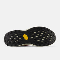 Tênis New Balance Masculino Hierro v8