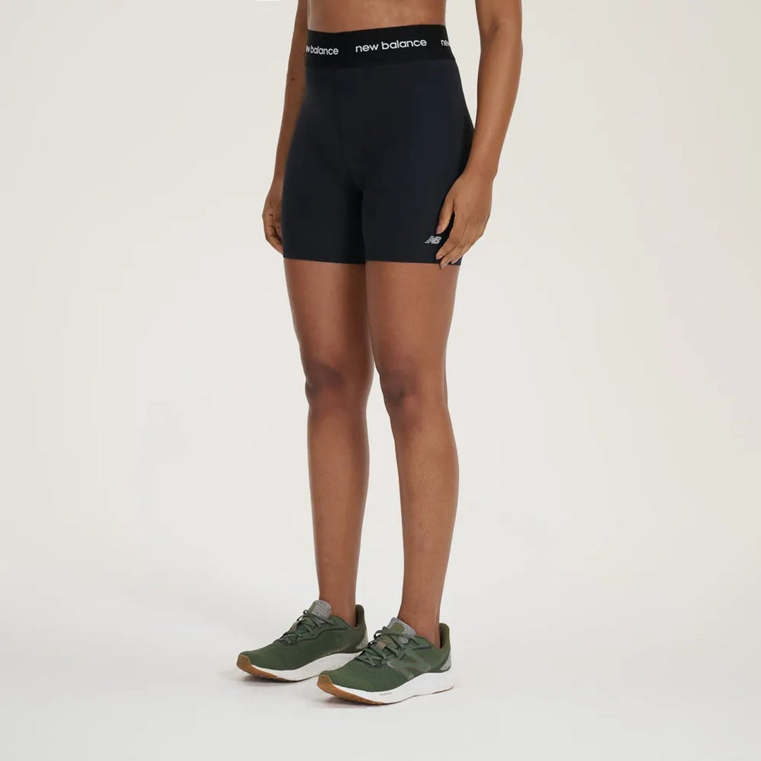 Shorts New Balance Feminino Sport Essentials Active