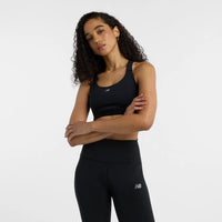 Top New Balance Feminino Essential Train