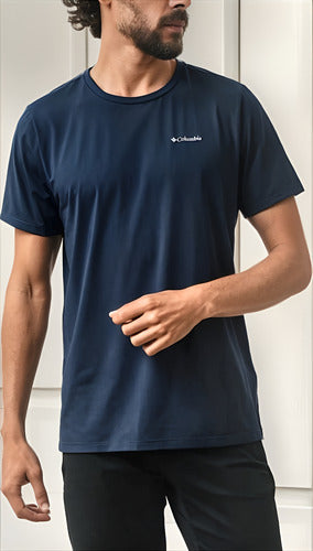 Camiseta Columbia Masculina Aurora II Manga Curta