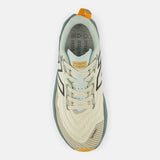 Tênis New Balance Feminino Fuelcell Venym