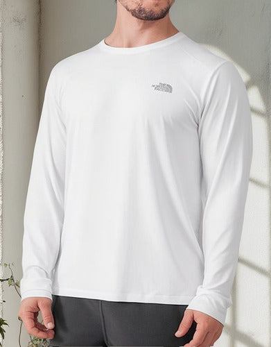 Camiseta The North Face Masc Hyper Tee Crew Manga Longa