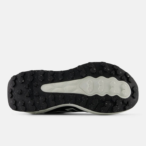 Tênis New Balance Feminino Fresh Foam Garoé V2
